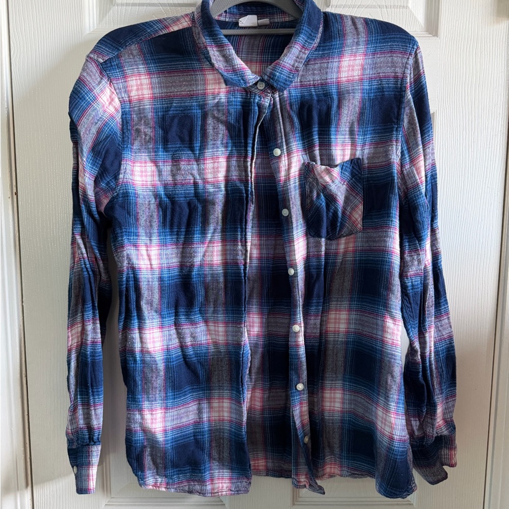 GAP Blue and Pink Plaid Women’s Shirt